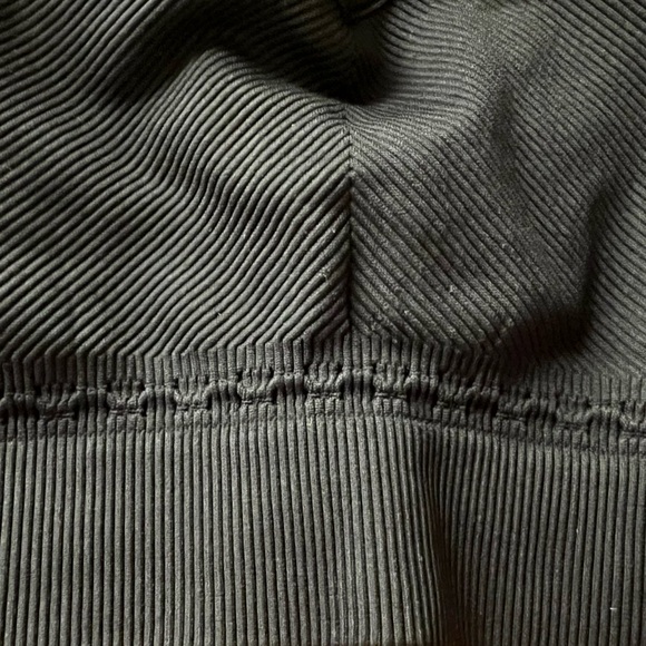 GYMSHARK Women’s Sport Bra in Black - Picture 6 of 16